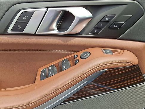 Certified 2026 BMW X5 xDrive40i w/ Climate Comfort Package image 9