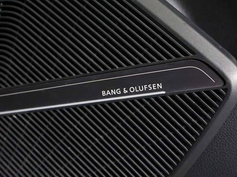 Used 2022 Audi SQ5 Premium Plus w/ Premium Plus Package image 57