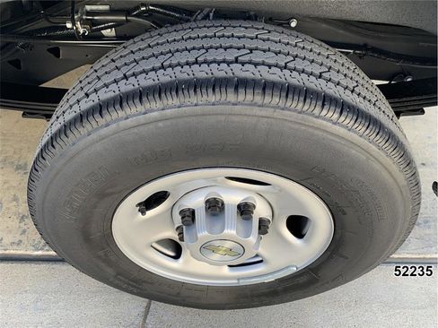 Used 2023 Chevrolet Express 2500 w/ Driver Convenience Package image 22
