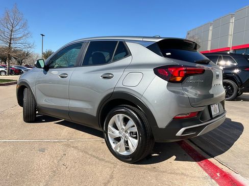 Used 2025 Buick Encore GX Preferred image 8