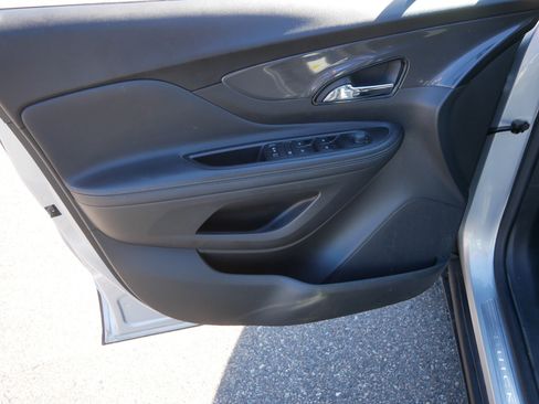 Used 2022 Buick Encore Preferred w/ Safety Package AWD/4WD image 20