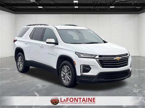 Used 2023 Chevrolet Traverse LT image 7