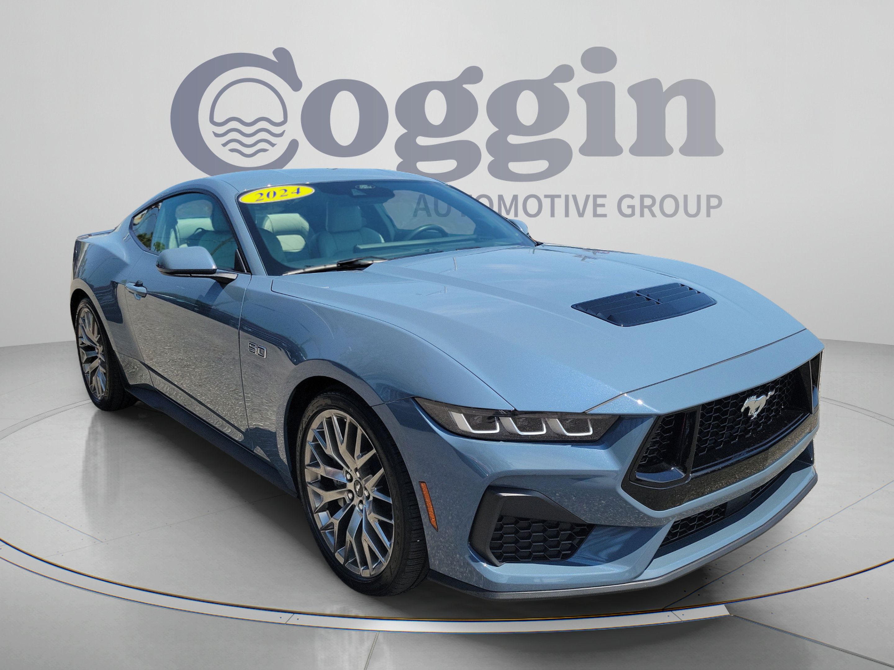 Used 2024 Ford Mustang GT Premium RWD image 4