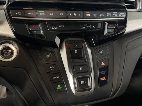 Used 2025 Honda Odyssey EX-L image 30