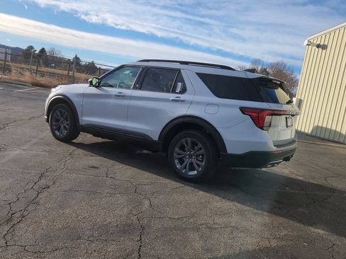 New 2026 Ford Explorer Active image 7