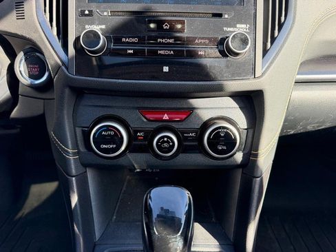 Used 2022 Subaru Crosstrek 2.5i Sport w/ Moonroof Package image 15