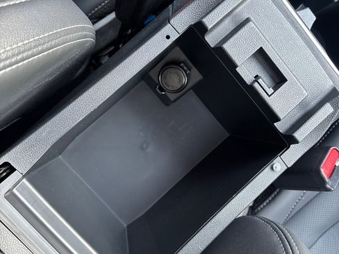 Used 2020 Subaru Outback Limited w/ Popular Package #2 image 26