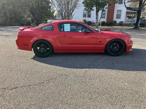 Used 2006 Ford Mustang GT image 14
