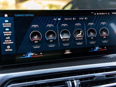 Used 2024 BMW M3 Competition w/ Executive Package image 37