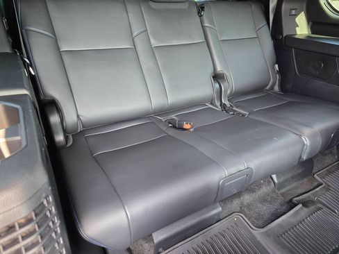 Used 2024 Toyota Sequoia Platinum AWD/4WD image 44