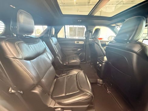 Used 2020 Ford Explorer ST w/ Premium Technology Package image 19