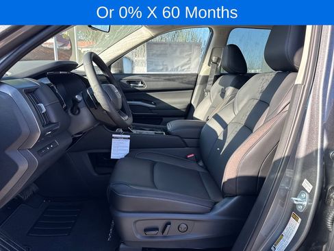 New 2026 Nissan Pathfinder SL w/ Cargo Package image 9