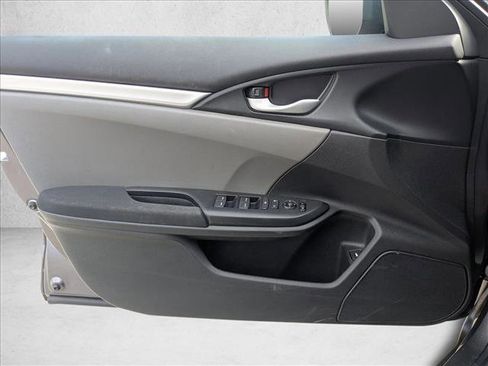 Used 2018 Honda Civic LX image 13