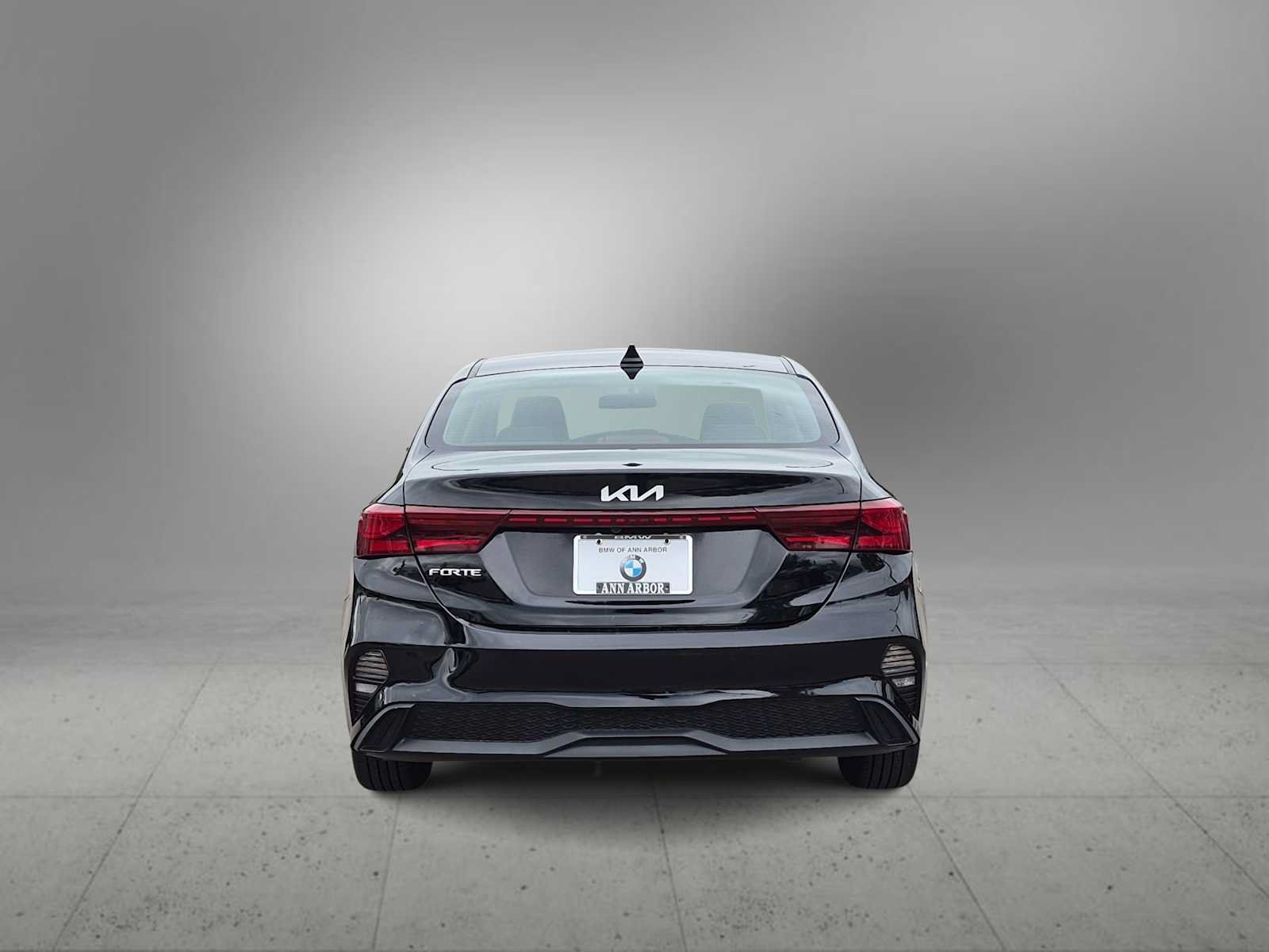 Used 2022 Kia Forte LXS FWD image 7
