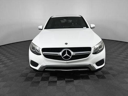 Used 2019 Mercedes-Benz GLC 300 4MATIC Coupe image 35