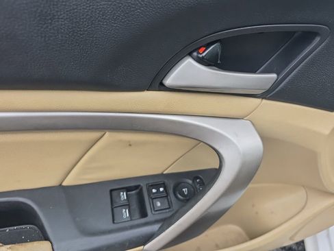 Used 2010 Honda Accord EX-L image 22