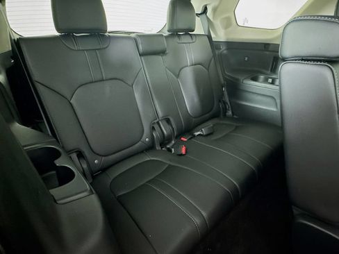 Used 2026 Honda Pilot Touring image 38