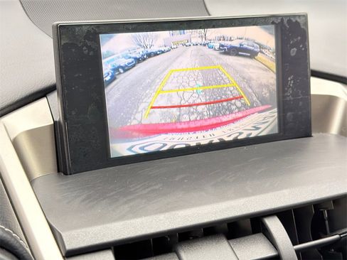 Used 2015 Lexus NX 200t FWD image 27