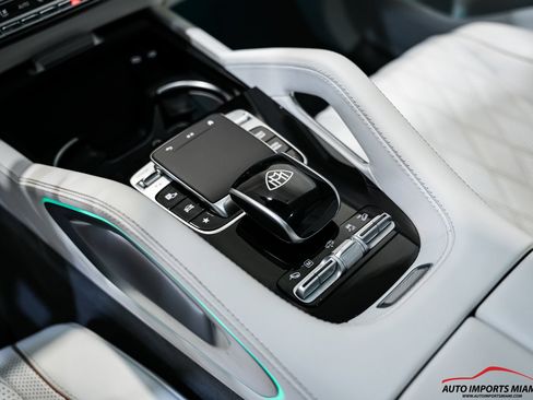 Used 2024 Mercedes-Benz Maybach GLS 600 4MATIC image 87