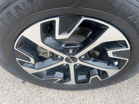 Used 2023 Kia Sportage EX image 39