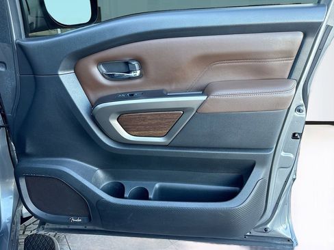 Used 2023 Nissan Titan Platinum Reserve w/ Moonroof Package image 25