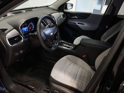 Certified 2024 Chevrolet Equinox LS w/ LS Convenience Package image 8