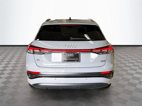 Used 2024 Audi Q4 e-tron Premium Plus w/ Premium Plus image 6