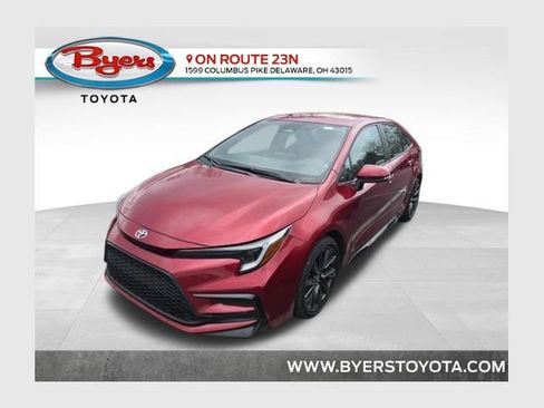 Used 2025 Toyota Corolla SE image 1