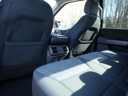 Used 2022 Ford F150 XLT w/ Equipment Group 301A Mid image 17