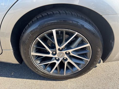 Used 2018 Lexus ES 350 image 33