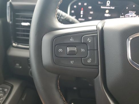 Used 2025 GMC Sierra 2500 AT4 w/ AT4 Premium Plus Package AWD/4WD image 21
