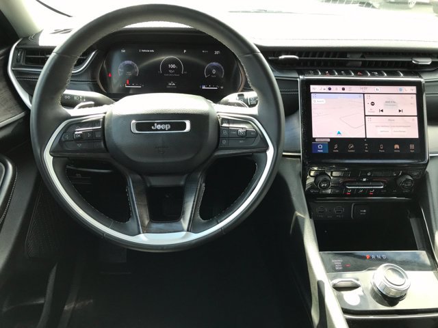 Used 2023 Jeep Grand Cherokee Limited AWD/4WD image 7
