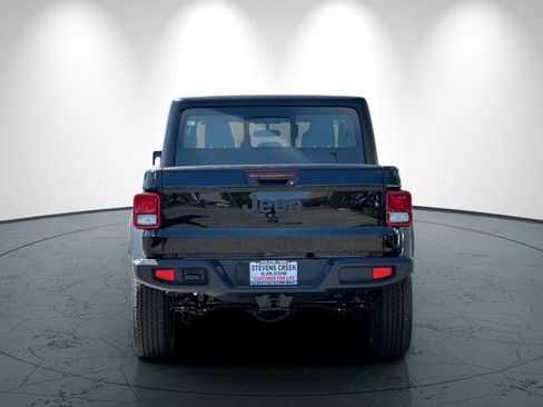 New 2026 Jeep Gladiator Sport AWD/4WD image 5
