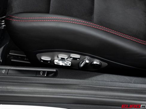 Used 2018 Porsche 911 GT3 image 44