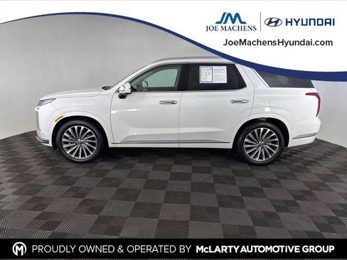 Used 2025 Hyundai Palisade Calligraphy image 9