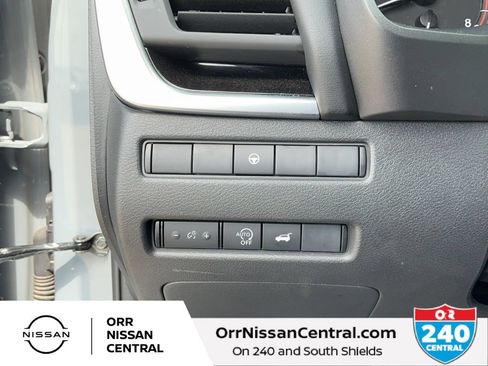 Used 2025 Nissan Rogue SV w/ Rock Creek Premium Package AWD/4WD image 18