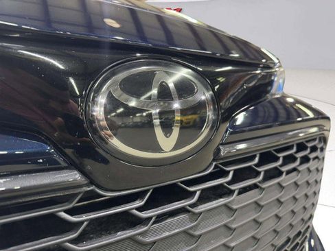 Used 2019 Toyota Corolla SE image 18