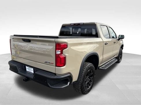 Used 2022 Chevrolet Silverado 1500 ZR2 w/ Technology Package image 2