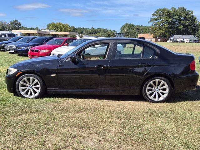 Used 2009 BMW 328i Sedan RWD image 6