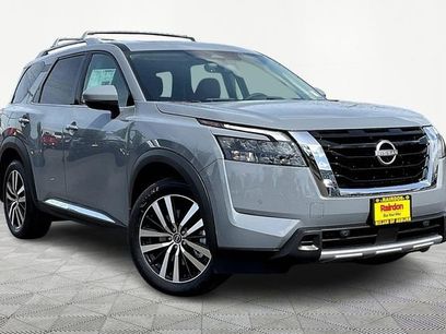 New 2025 Nissan Pathfinder Platinum