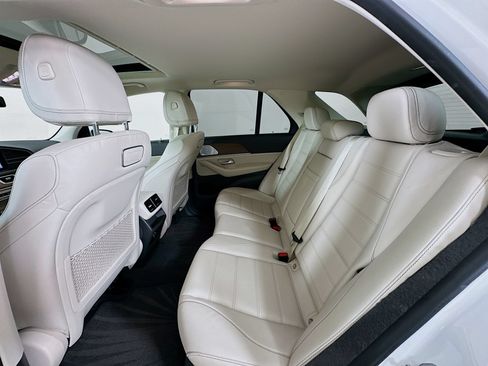 Certified 2020 Mercedes-Benz GLE 450 4MATIC image 27