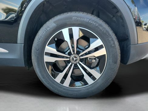 Certified 2025 Mercedes-Benz GLA 250 4MATIC image 5