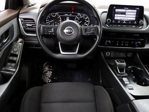 Used 2023 Nissan Rogue S image 14