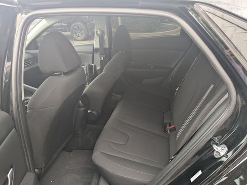 Used 2023 Hyundai Elantra SEL w/ Convenience Package FWD image 31