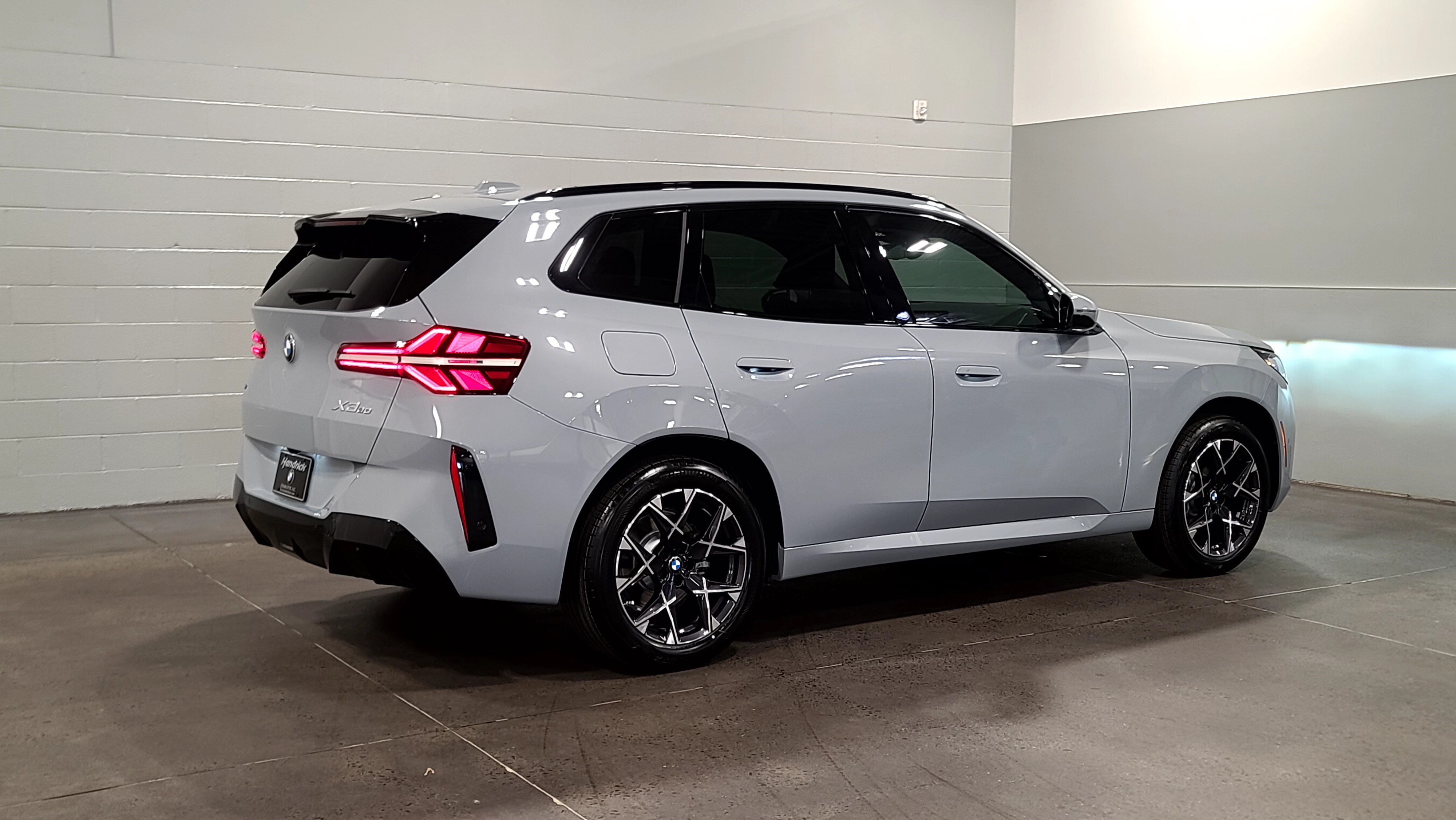 Used 2026 BMW X3 xDrive30i w/ M Sport Package AWD/4WD image 8