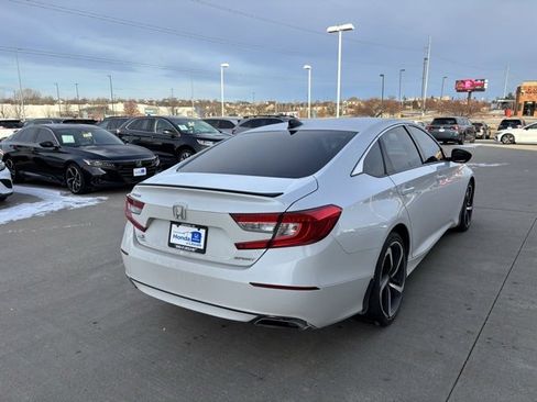 Used 2022 Honda Accord Sport image 5