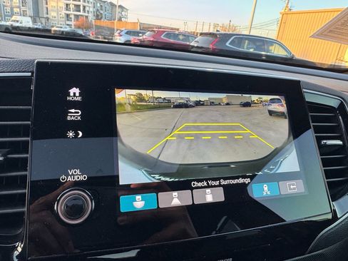 Certified 2025 Honda Passport TrailSport image 19