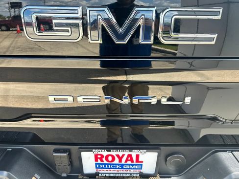 Used 2026 GMC Sierra 2500 Denali Ultimate AWD/4WD image 35
