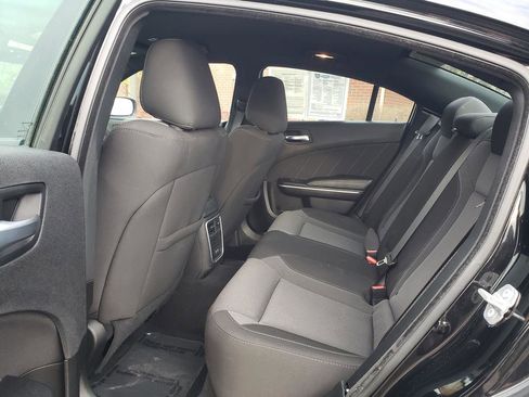 Used 2022 Dodge Charger SXT image 13