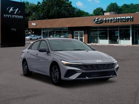 New 2026 Hyundai Elantra Sport w/ Cargo Package image 11